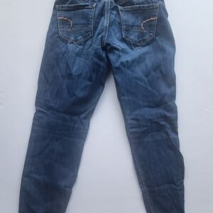 Blue jeans size 6 by American eagle